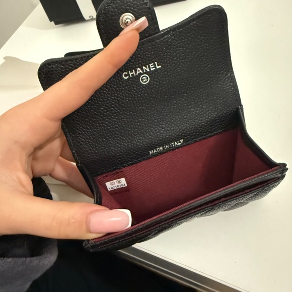 Chanel Classic Caviar Quilted Flap Card Holder Wallet Black Silver CC - Picture 3 of 4